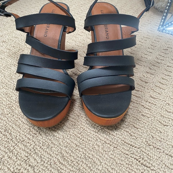 Lucky Brand black wedges - Picture 4 of 5